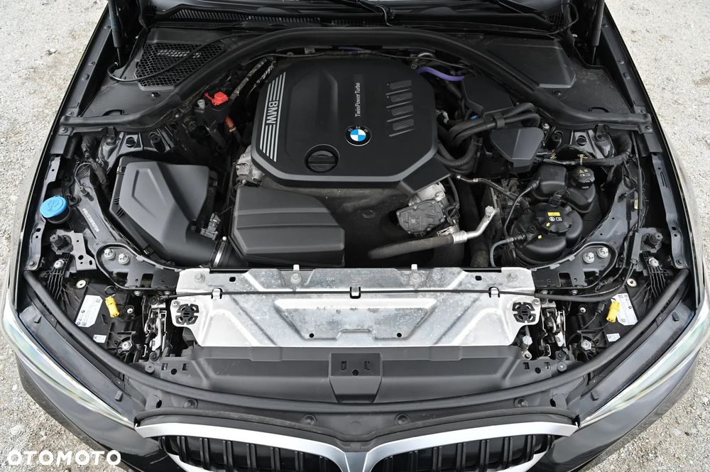 BMW Seria 3 - 17