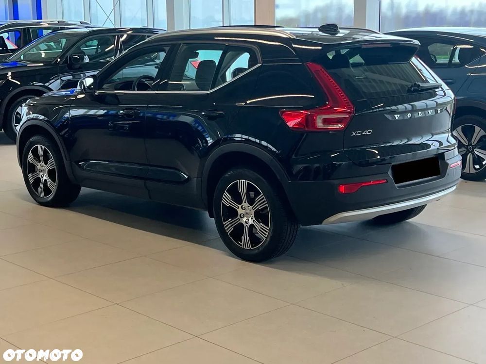 Volvo XC 40 D4 AWD Geartronic Inscription - 13
