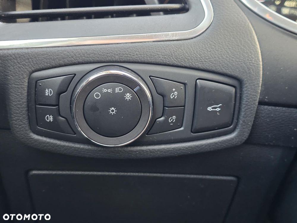Ford S-Max 2.0 EcoBlue Titanium - 27