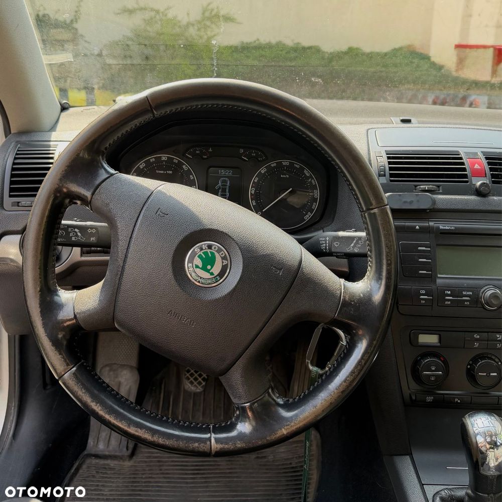 Skoda Octavia 2.0 TDI Elegance - 6
