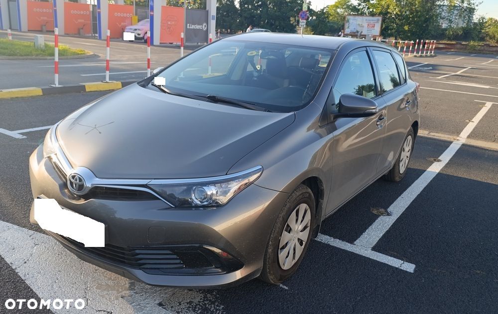 Toyota Auris - 7