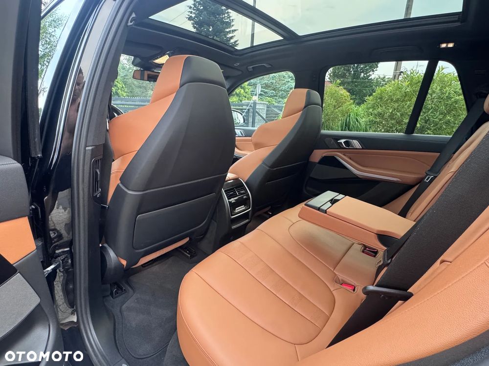 BMW X5 xDrive40i sport - 24