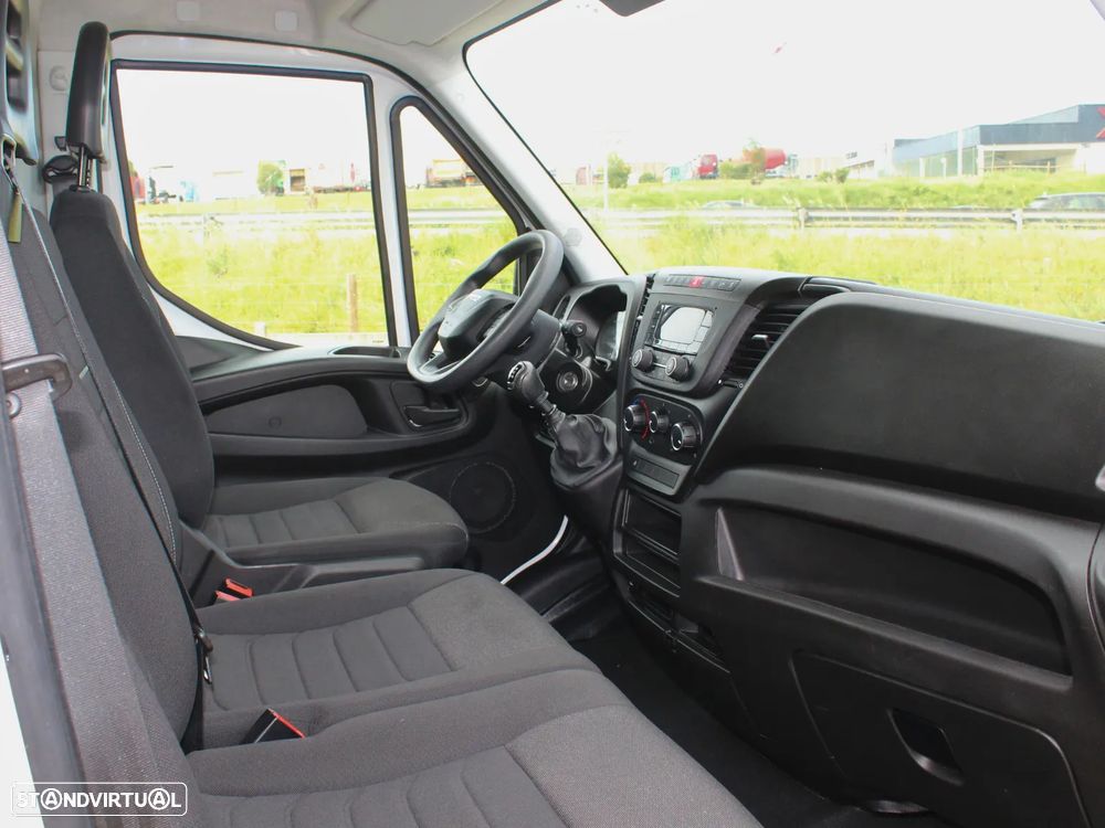 Iveco Daily 35S16 Longa 2023 com IVA - 10