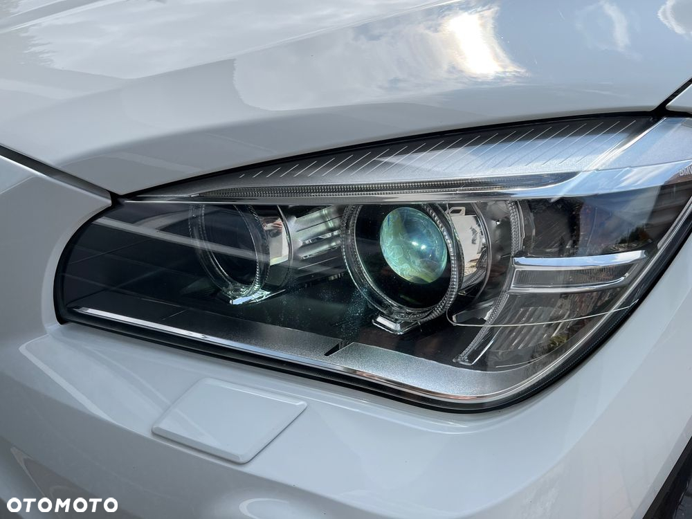 BMW X1 xDrive18d xLine - 34