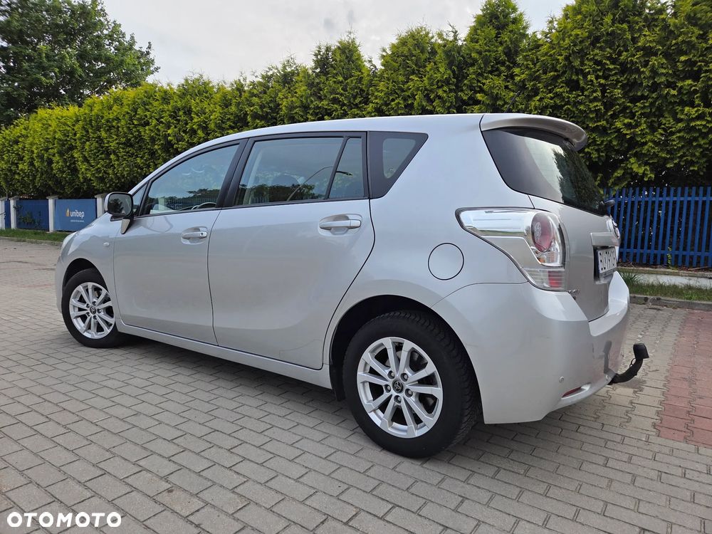 Toyota Verso 1.8 Prestige EU5 - 2