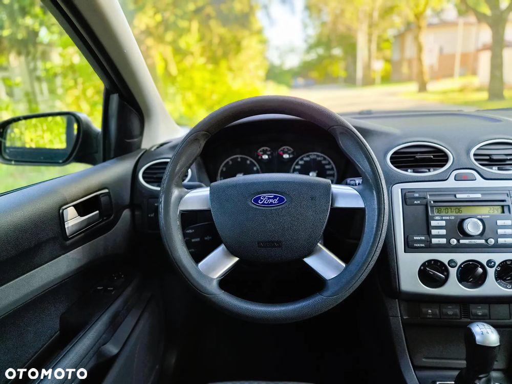 Ford Focus - 16