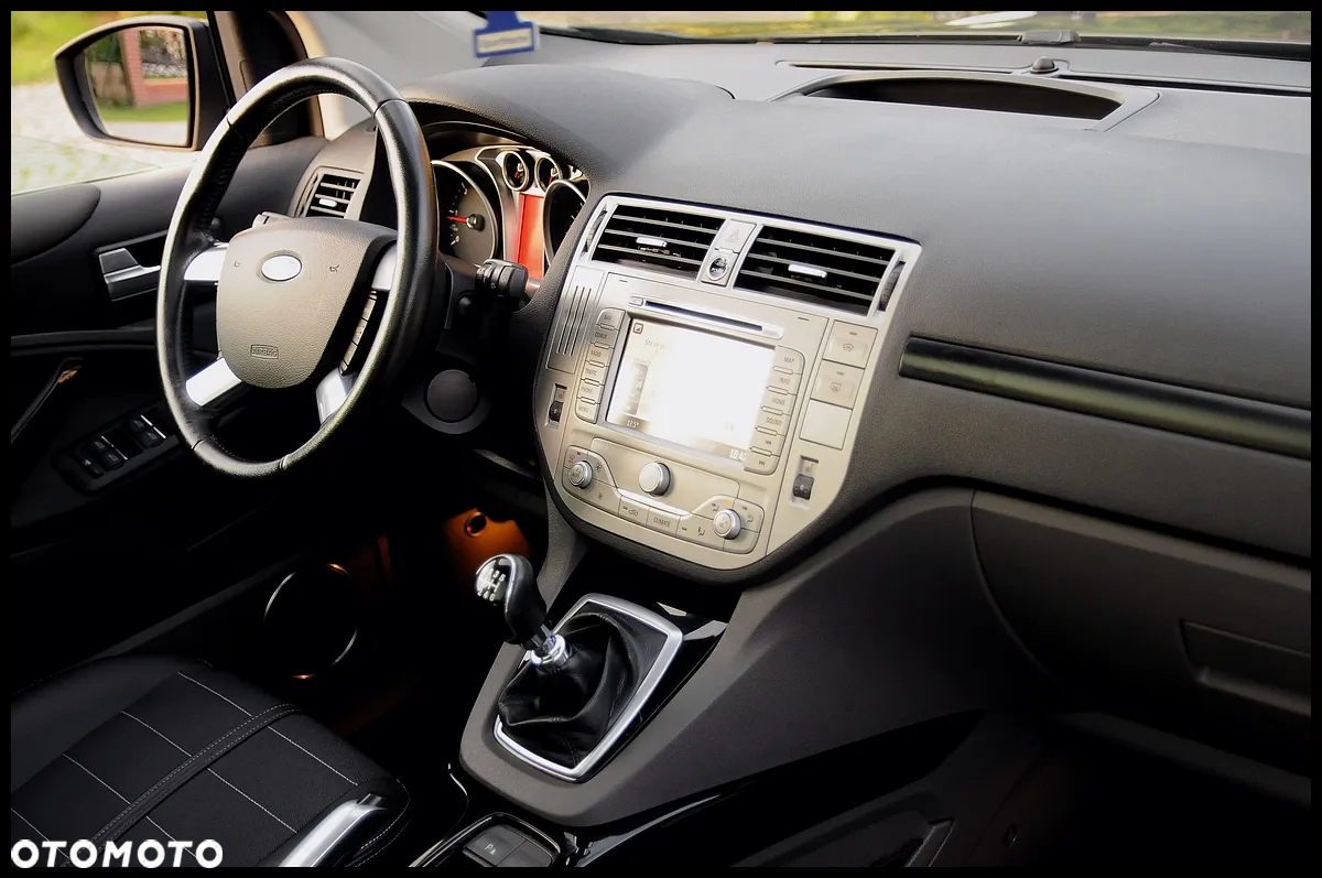 Ford Kuga 2.0 TDCi Titanium - 31