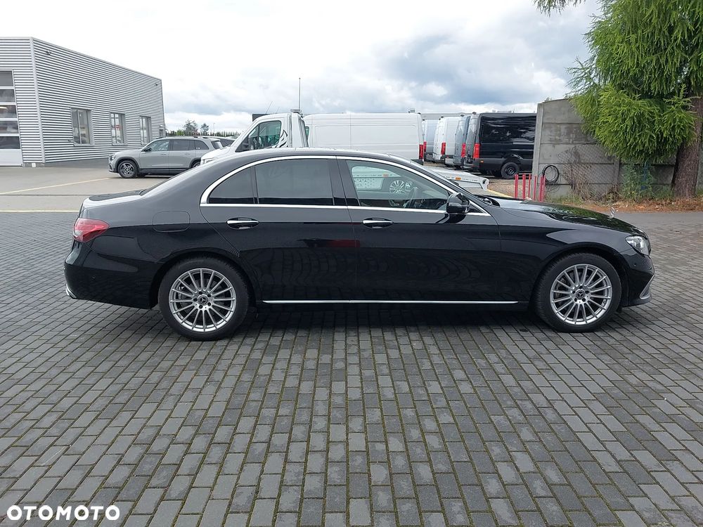 Mercedes-Benz Klasa E 220 d 4-Matic Avantgarde - 6