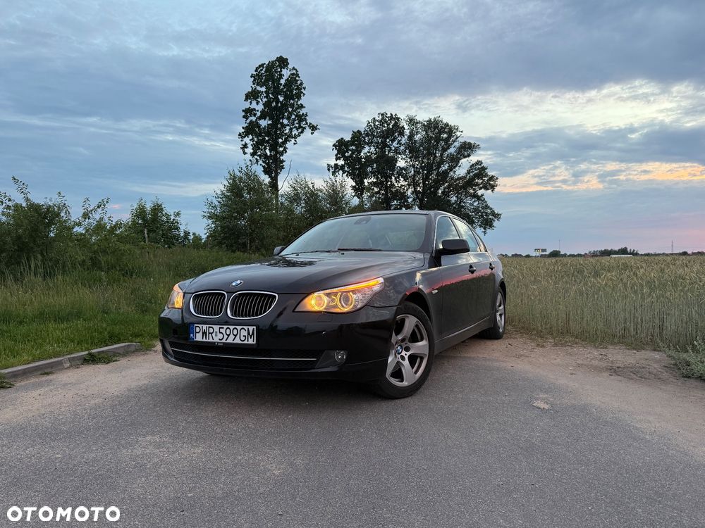 BMW Seria 5 525i - 1
