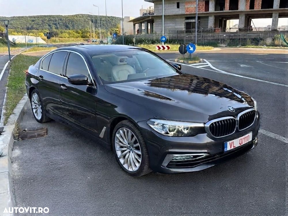 BMW Seria 5 530i xDrive Aut. Luxury Line - 2