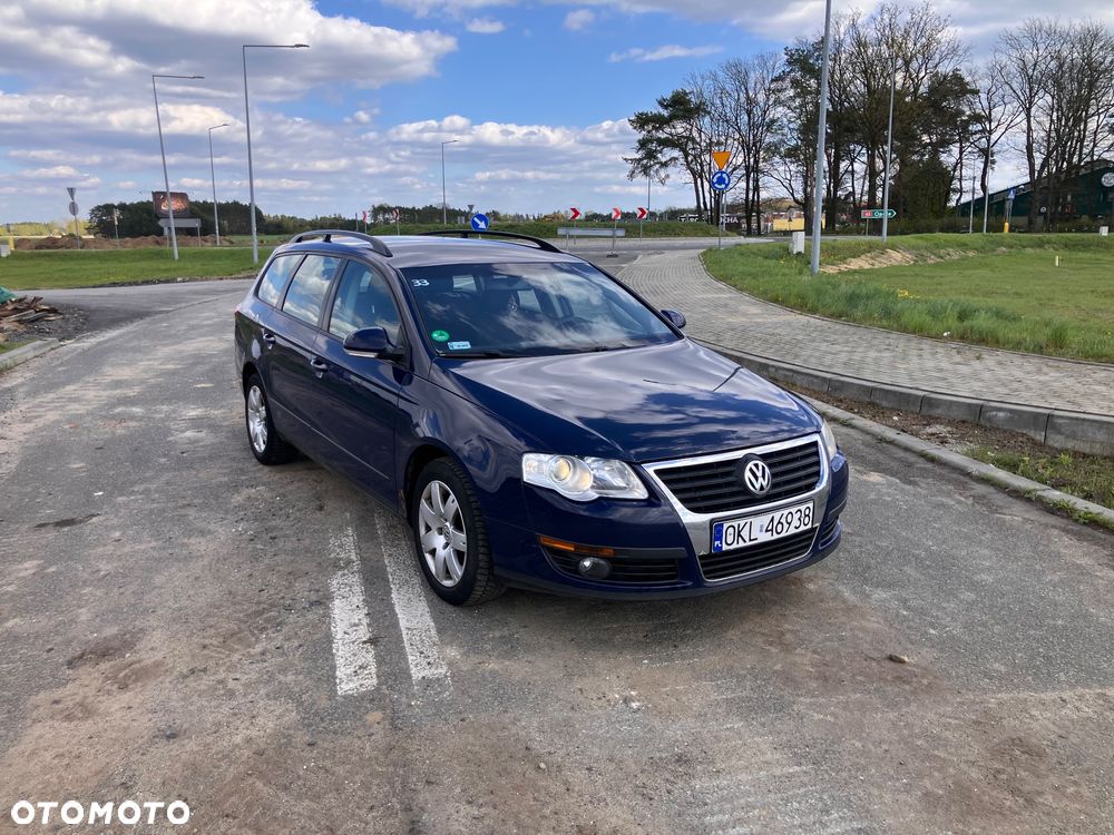 Volkswagen Passat 2.0 TDI Individual - 1