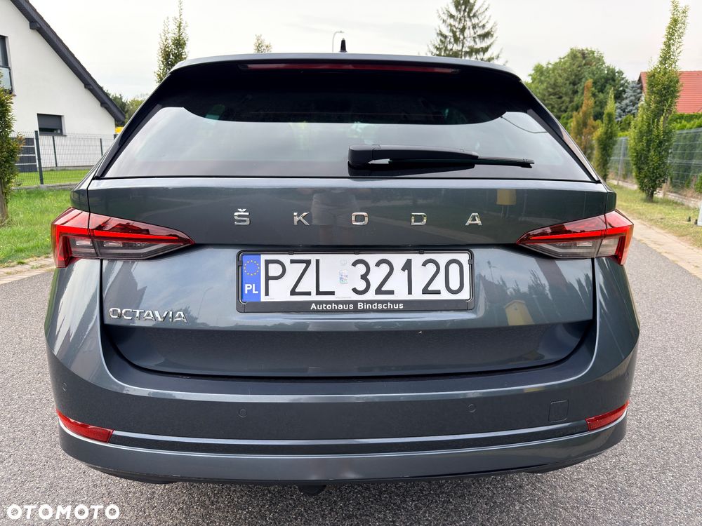 Skoda Octavia 2.0 TDI DSG Exclusive Plus - 11