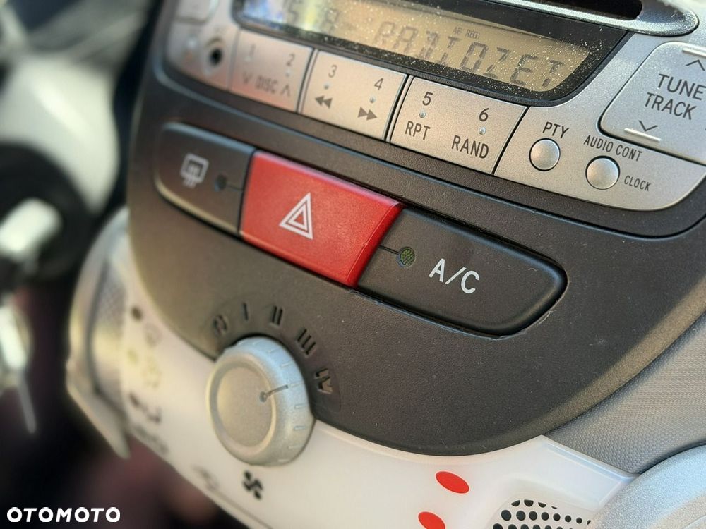 Toyota Aygo - 16