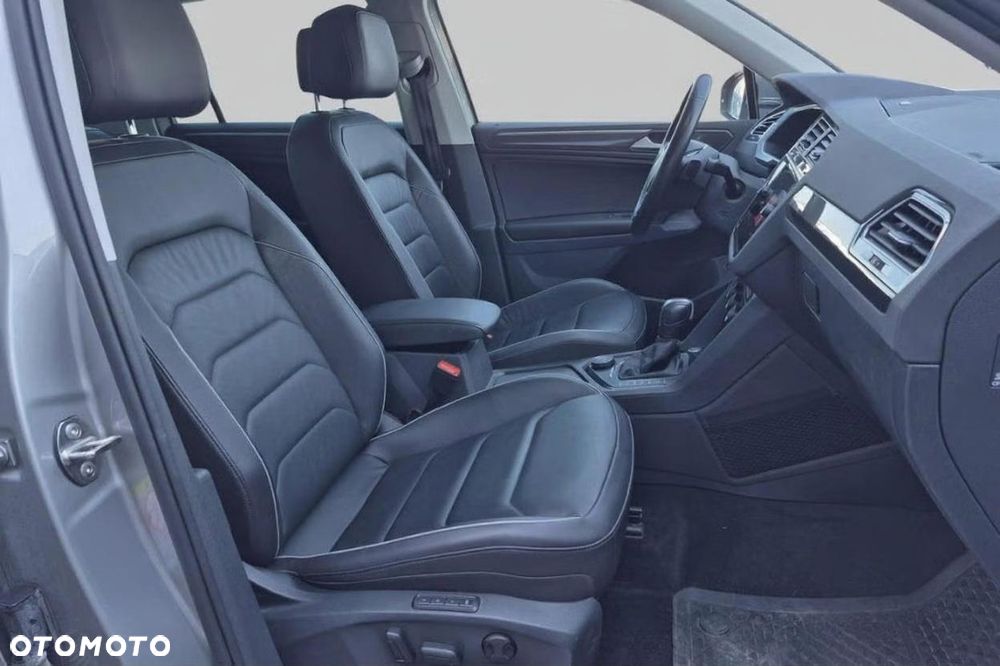 Volkswagen Tiguan 2.0 TDI SCR 4MotION DSG R-Line - 9