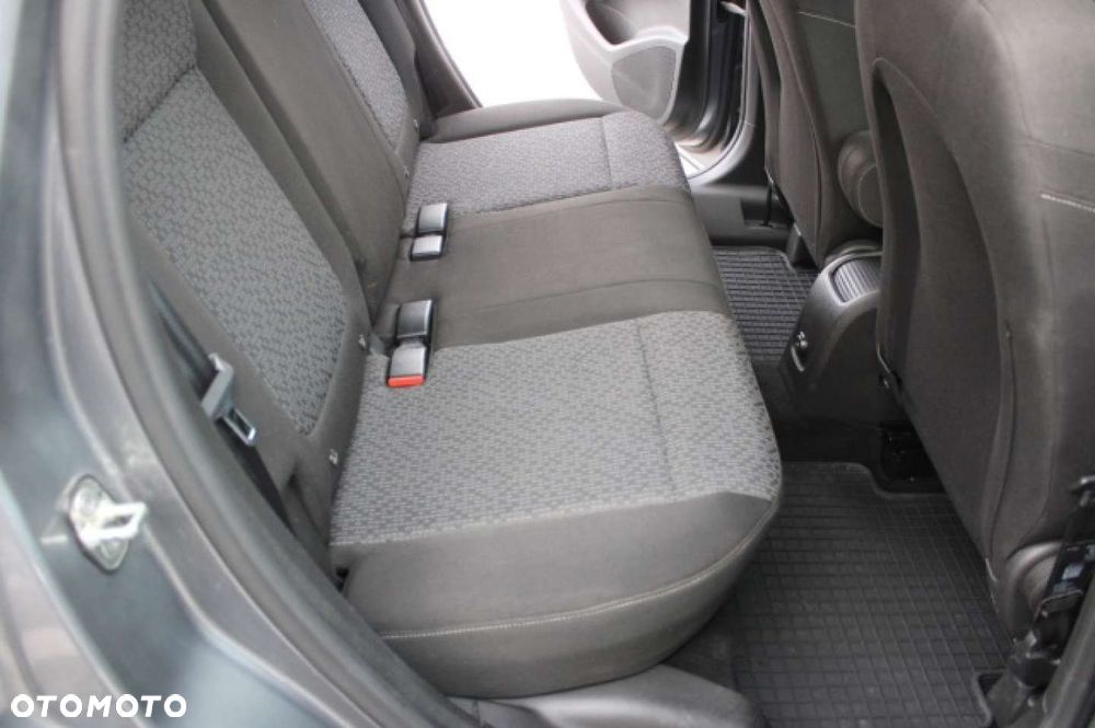 Opel Crossland - 32
