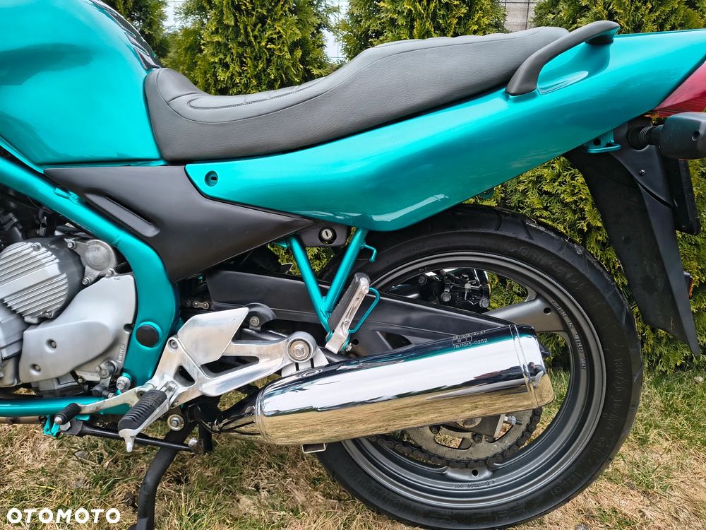Yamaha XJ - 12