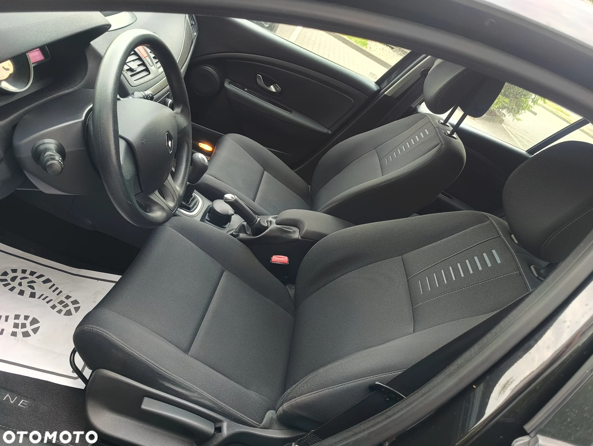 Renault Megane 1.6 16V 100 Authentique - 10