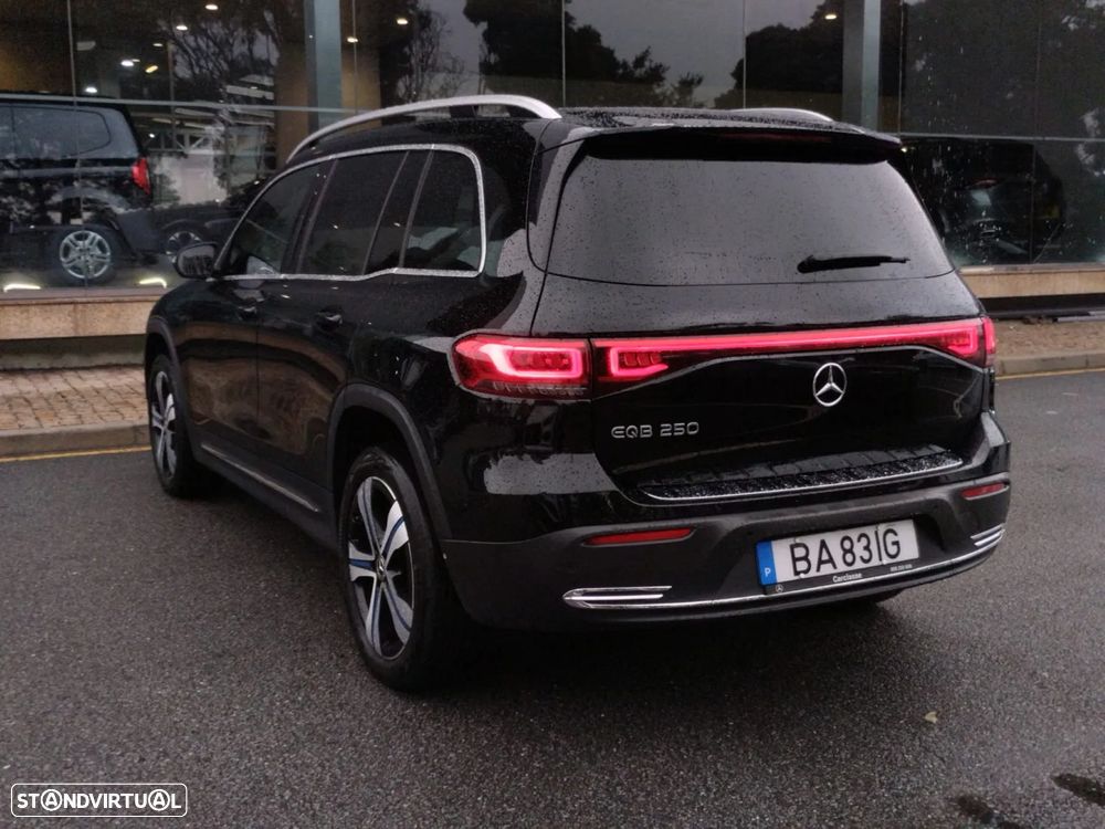 Mercedes-Benz EQB 250 Progressive - 12