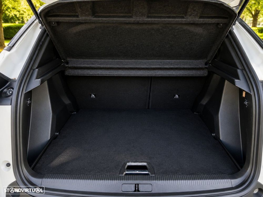 Peugeot 2008 1.2 PureTech Allure Pack EAT8 - 7