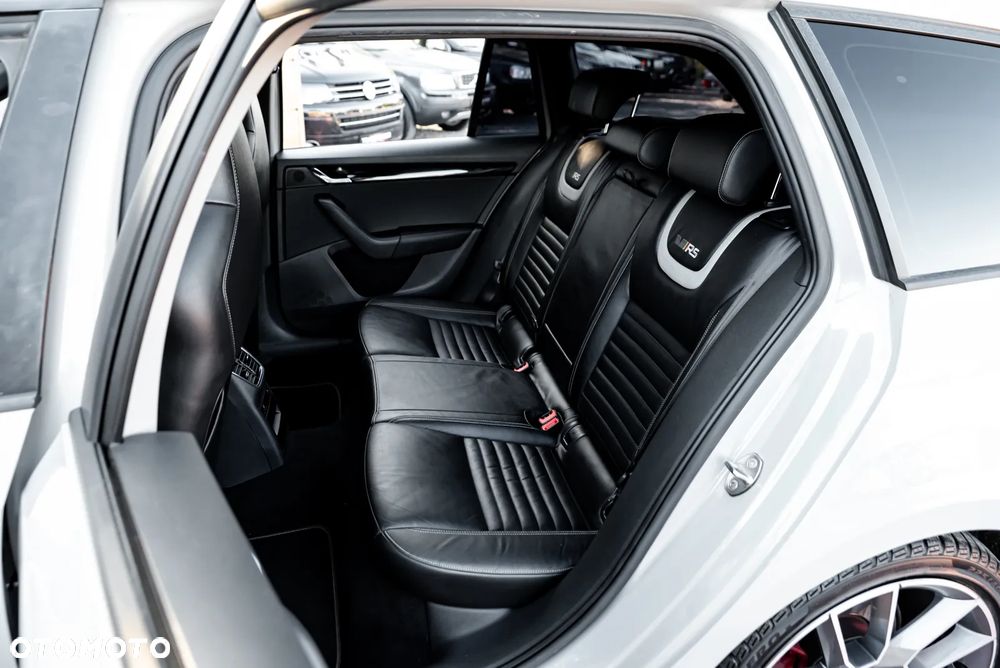 Skoda Octavia 2.0 TSI DSG RS 230 - 20