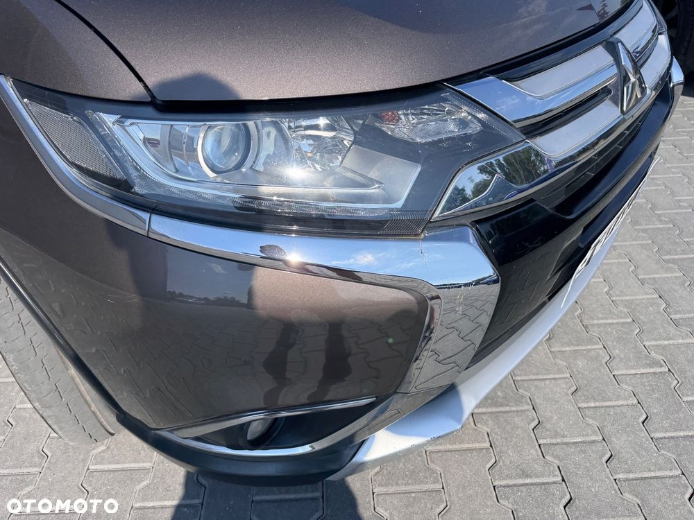 Mitsubishi Outlander 2.2 DID Instyle Navi - 8