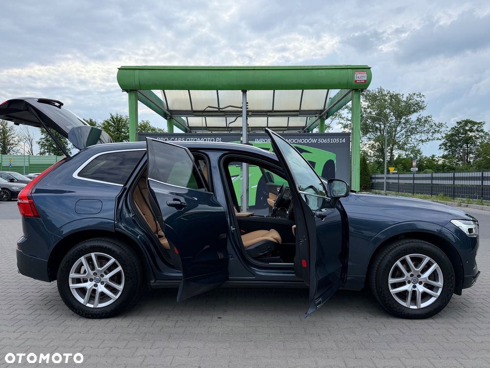 Volvo XC 60 D4 Momentum Pro - 17