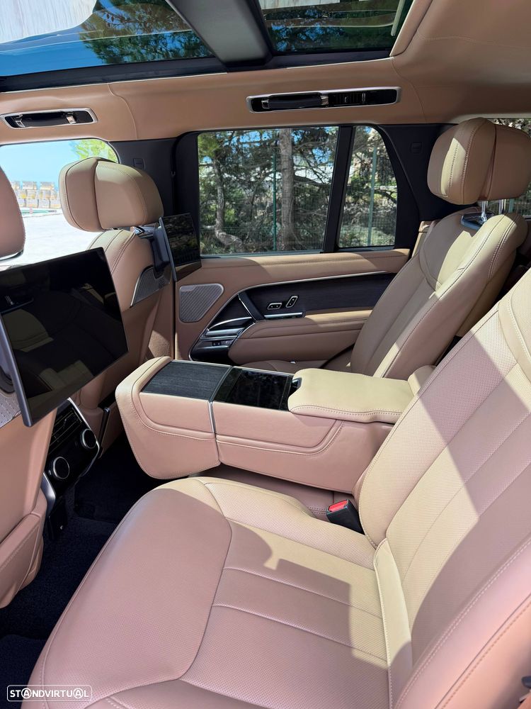 Land Rover Range Rover P550e Autobiography - 17