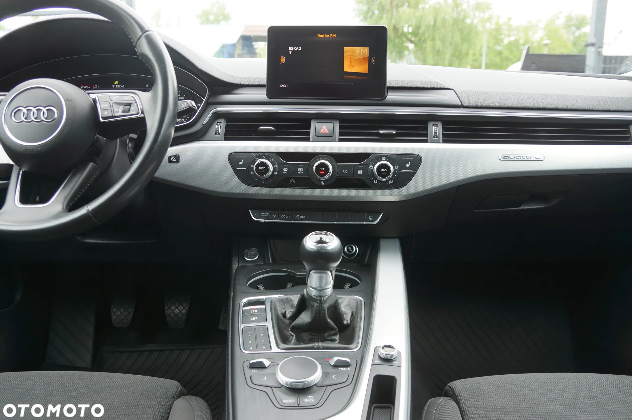 Audi A4 Avant 2.0 TDI quattro - 13