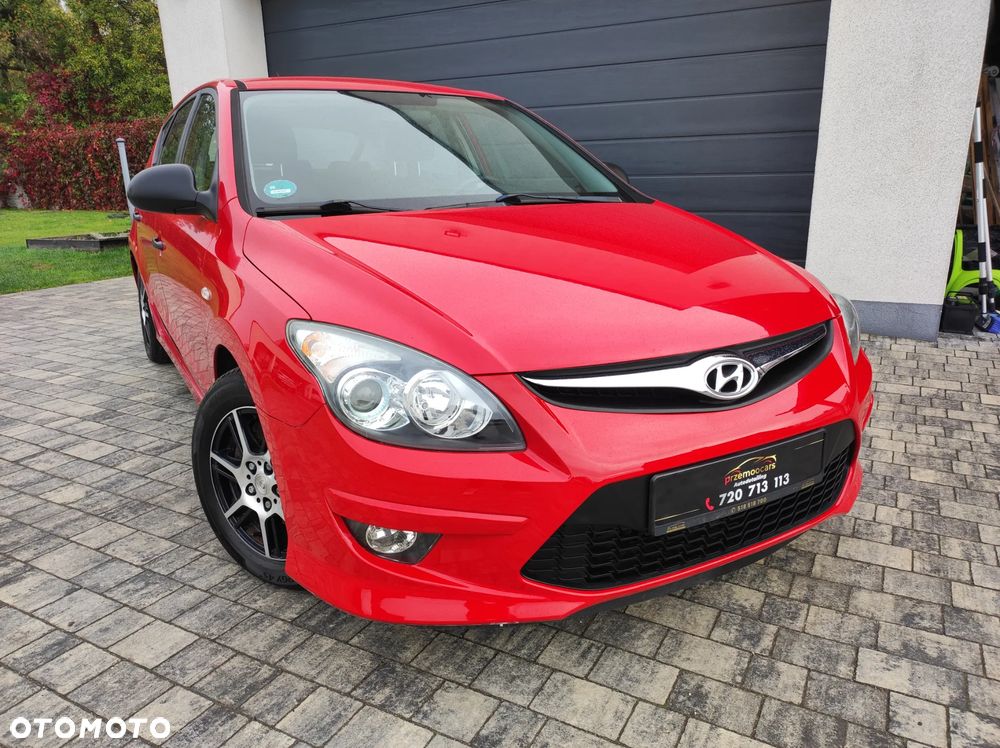 Hyundai i30 - 23