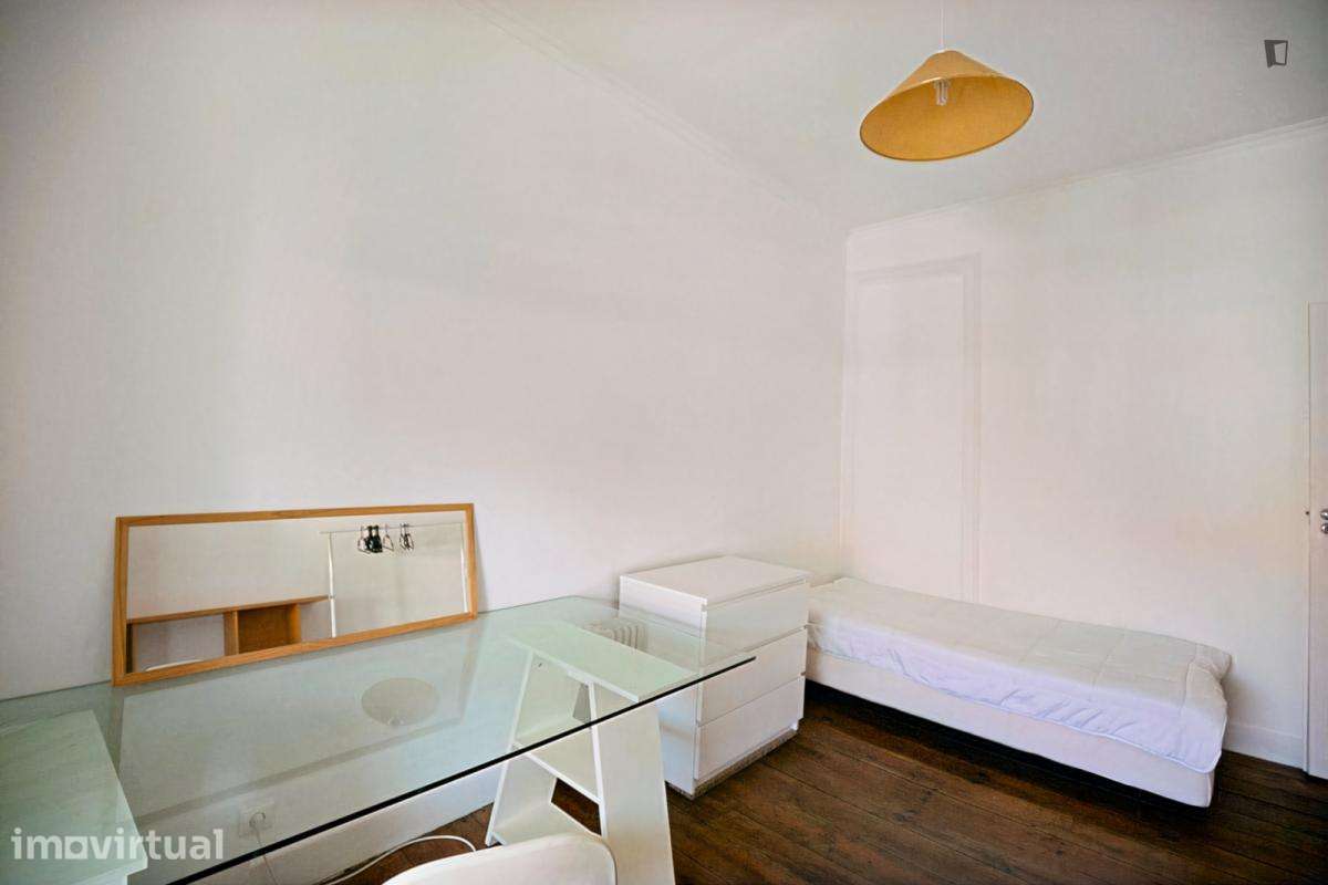 Quarto - localizado em Picoas Lisbon - Grande imagem: 2/32
