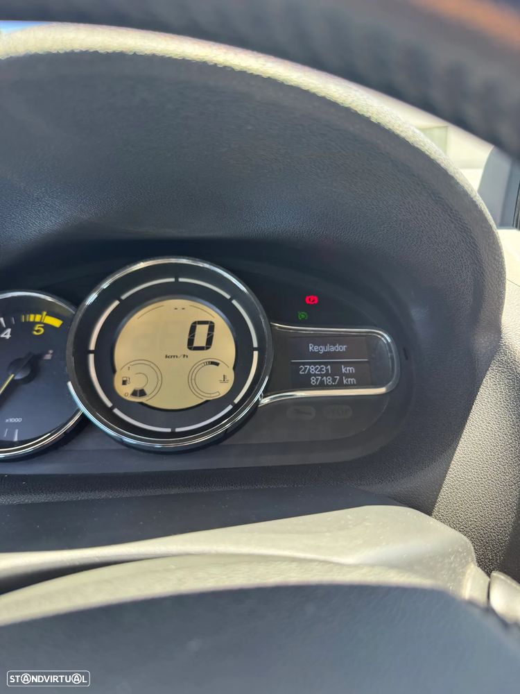 Renault Mégane 1.5 dCi Dynamique - 7