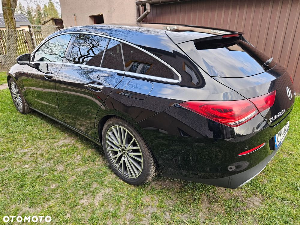 Mercedes-Benz CLA 220 d 4-Matic 8G-DCT - 2