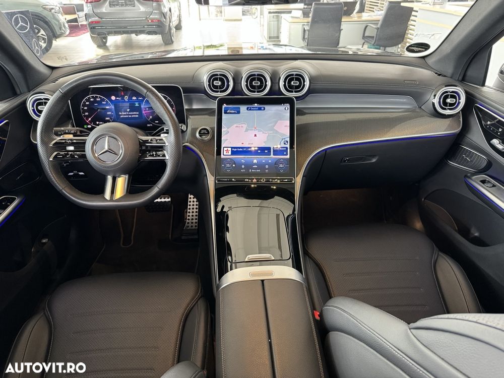 Mercedes-Benz GLC 300 d 4MATIC 9G-TRONIC AMG Line Plus - 13