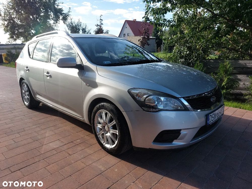 Kia Ceed Cee'd 1.6 L - 10