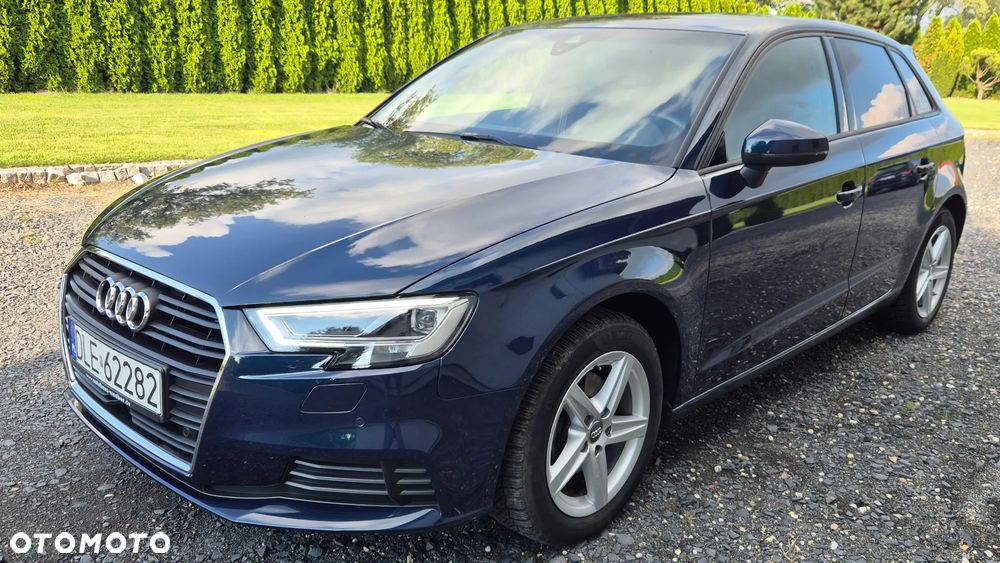 Audi A3 Sportback 1.6 TDI S tronic design - 1