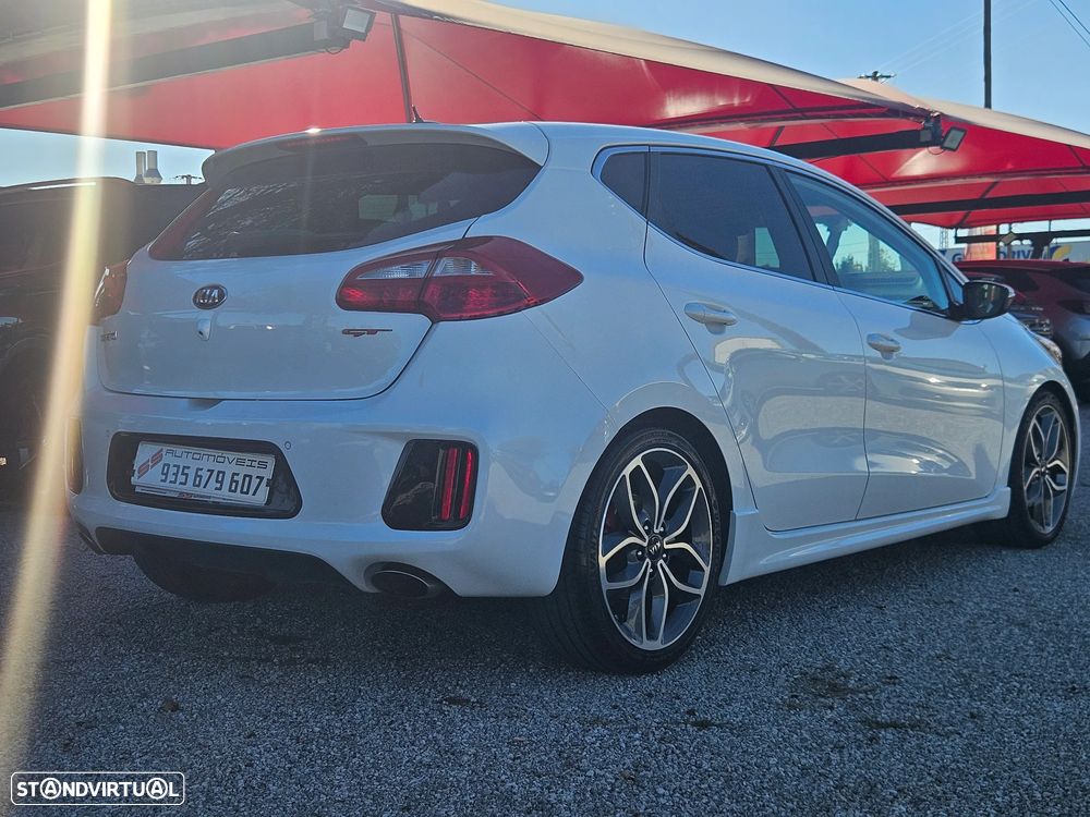Kia Ceed 1.6 T-GDi GT TOP - 8