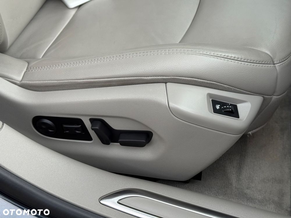 Citroën C5 2.0 HDi Exclusive - 31