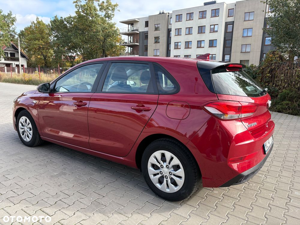 Hyundai i30 1.0 T-GDI Classic + DCT - 10