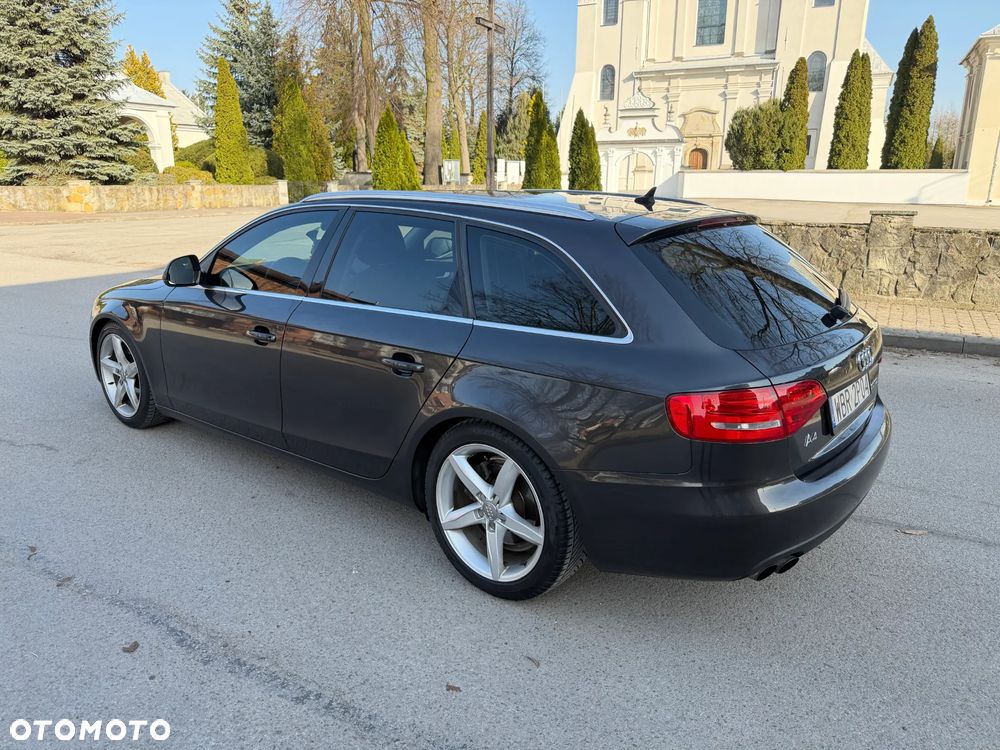 Audi A4 Avant 2.0 TDI - 4