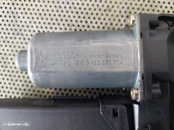 Motor Elevador Porta Frente Dto Audi A4 (8E2, B6) - 3