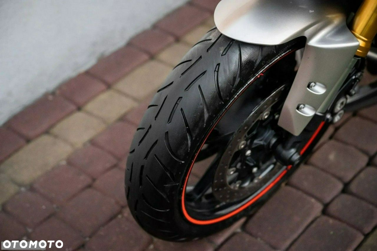 Yamaha FZ - 7