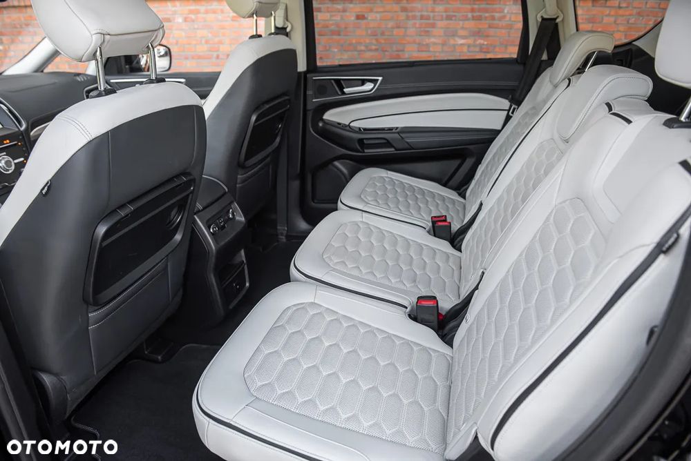 Ford S-Max 2.0 TDCi 4WD Vignale PowerShift - 33