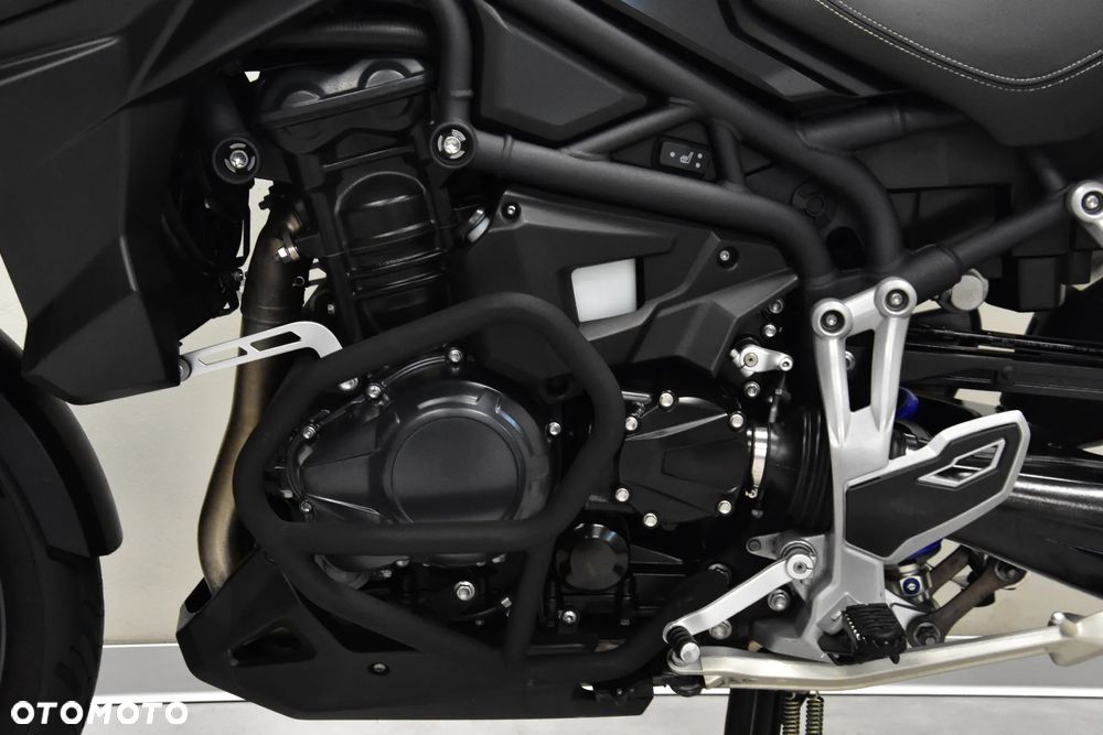 Triumph Tiger - 27