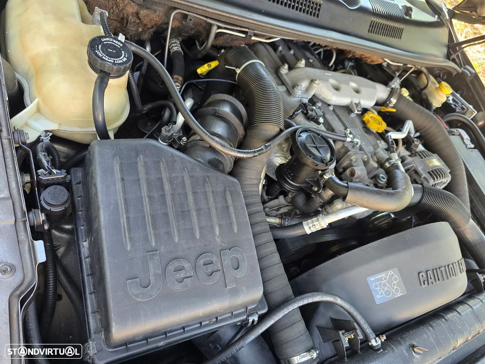 Jeep Grand Cherokee 3.1 TD Laredo - 45