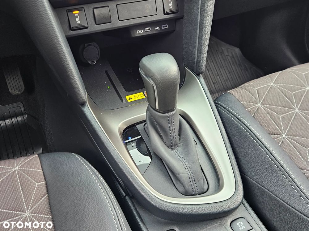 Toyota Yaris Cross Hybrid 1.5 Executive - 23