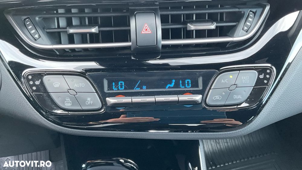 Toyota C-HR 2.0 HSD 184 CP 4x2 CVT C-ult Style bi-tone - 36