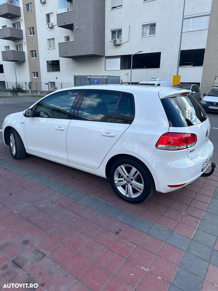 Volkswagen Golf 1.6 TDI DPF MATCH - 6