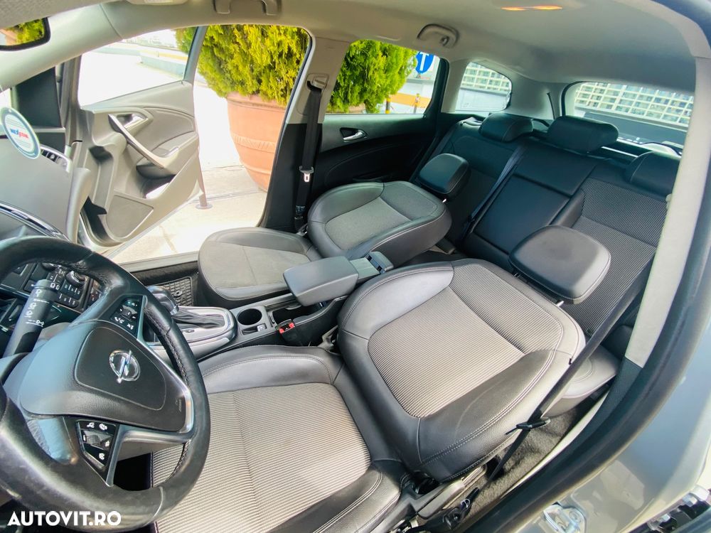 Opel Astra 2.0 CDTI DPF Automatik Sport - 16