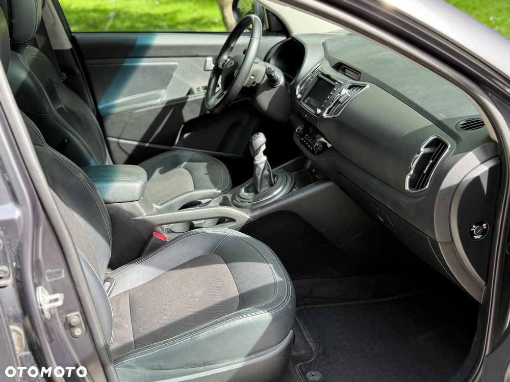 Kia Sportage 1.7 CRDI 2WD Spirit - 14