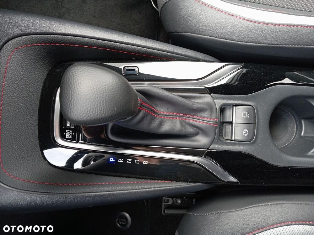 Toyota Corolla 1.8 Hybrid GR Sport Dynamic - 18